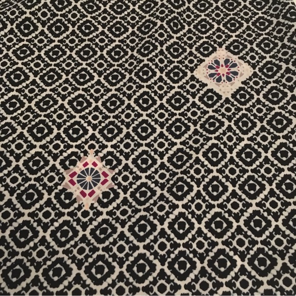 ANN TAYLOR LOFT Tanktop - Picture 2 of 8